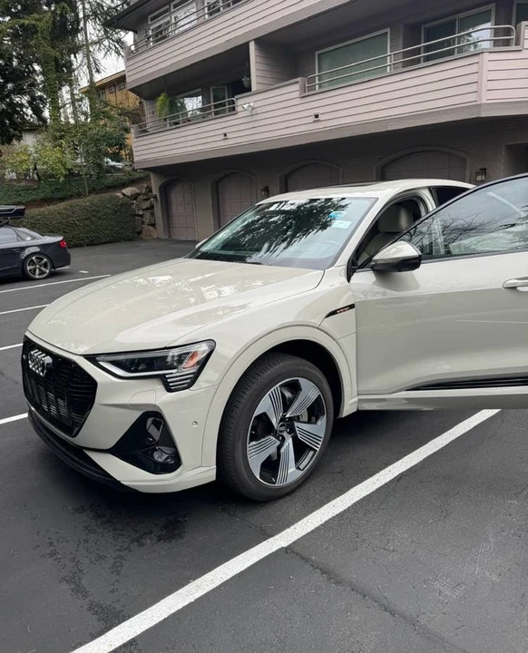 2021 Audi e-tron - Image 13 of 13