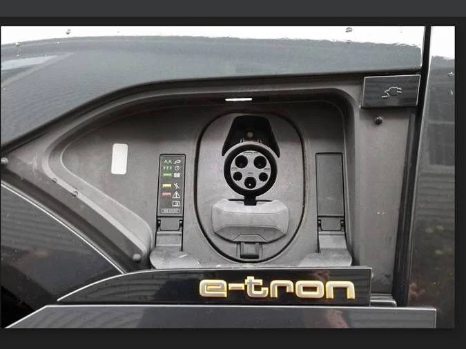 2021 Audi e-tron - Image 7 of 8