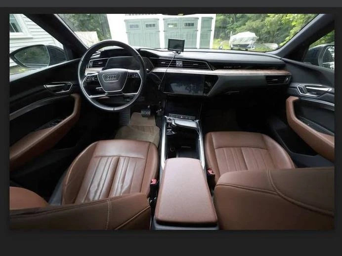 2021 Audi e-tron - Image 5 of 8