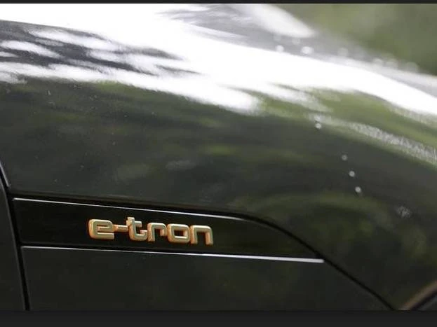 2021 Audi e-tron - Image 3 of 8