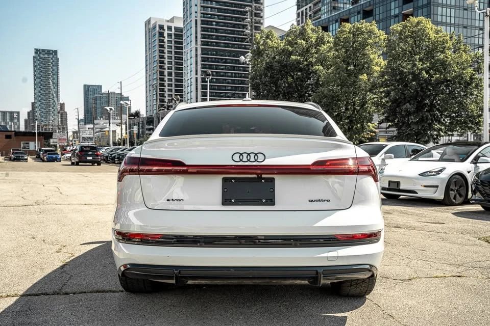 2021 Audi e-tron - Image 11 of 15