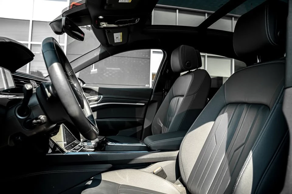 2021 Audi e-tron - Image 6 of 15
