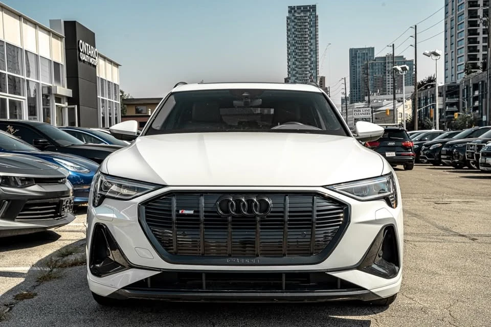 2021 Audi e-tron - Image 4 of 15