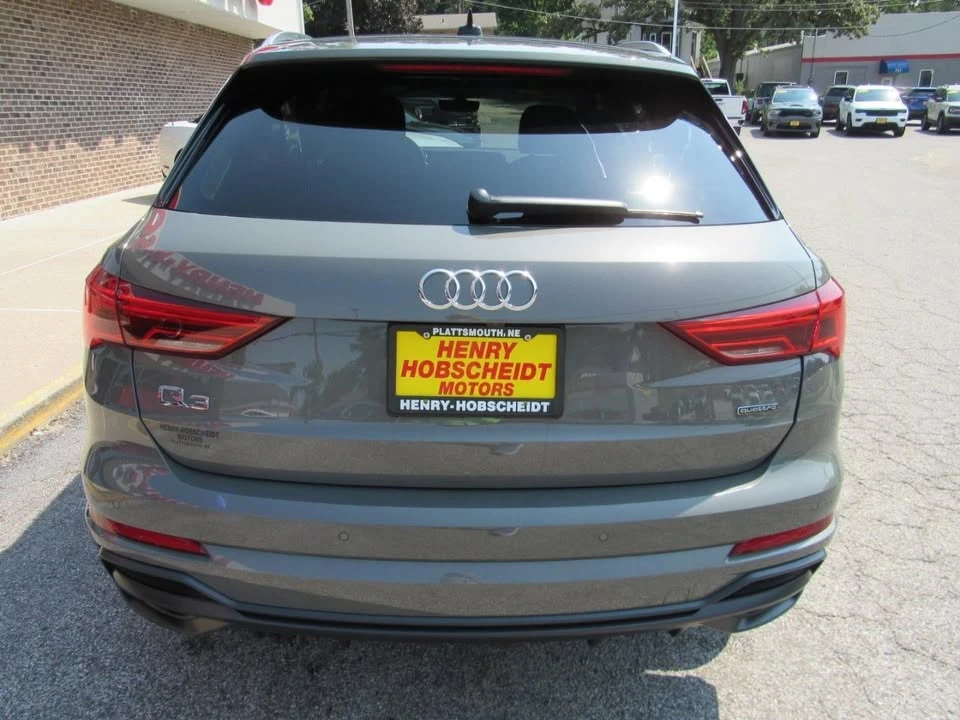 2021 Audi F3 Q3 - Image 3 of 20