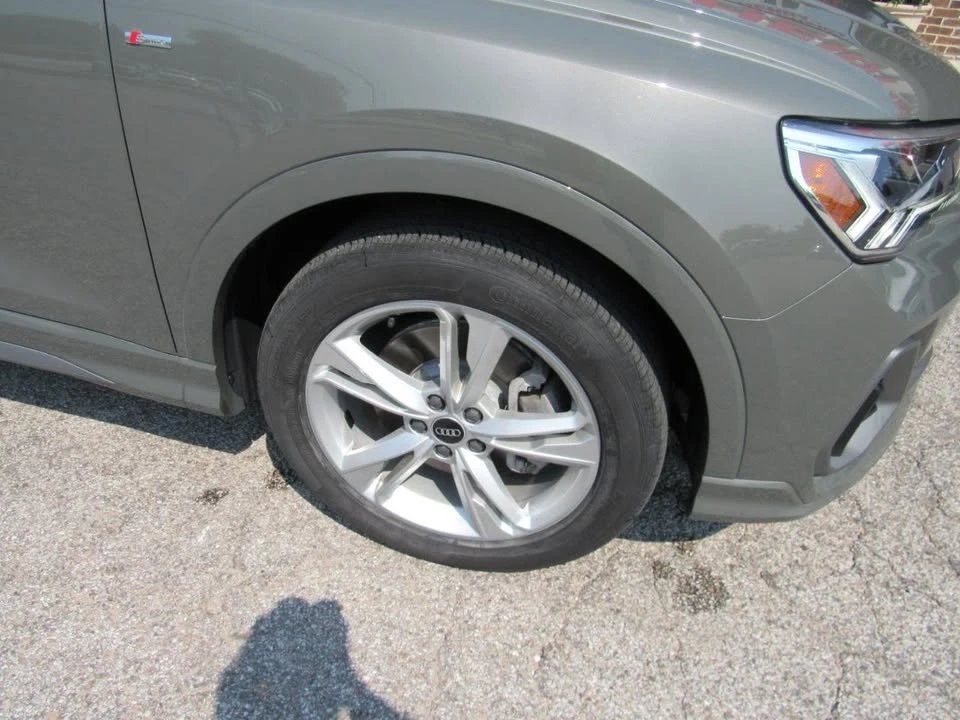 2021 Audi F3 Q3 - Image 9 of 20