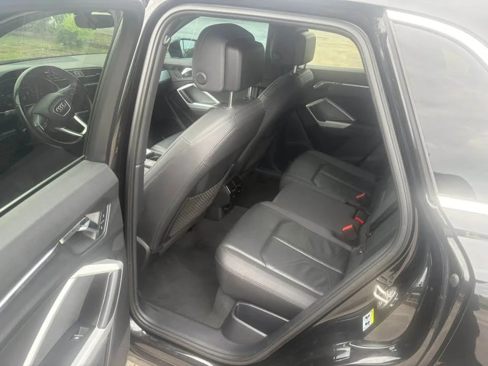 2021 Audi F3 Q3 - Image 3 of 15