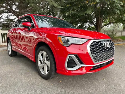 2021 Audi Q3 40 TFSI Premium Sport Utility 4D