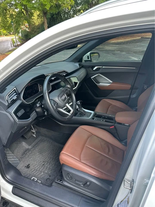 2021 Audi F3 Q3 - Image 11 of 17