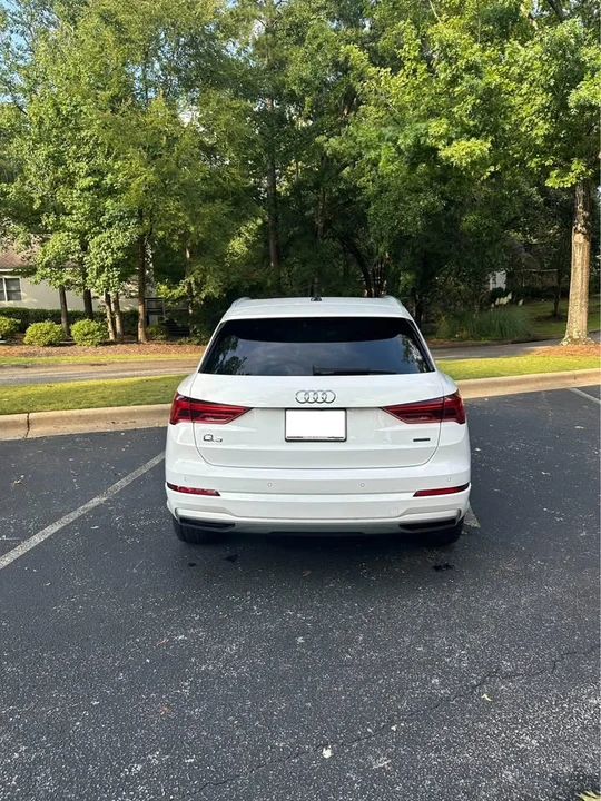 2021 Audi F3 Q3 - Image 4 of 17