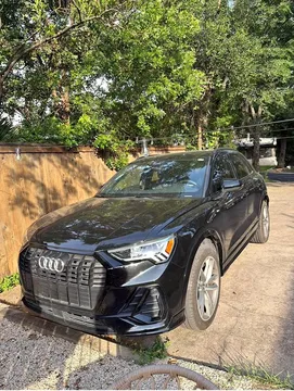 2021 Audi Q3 40 TFSI Premium Sport Utility 4D