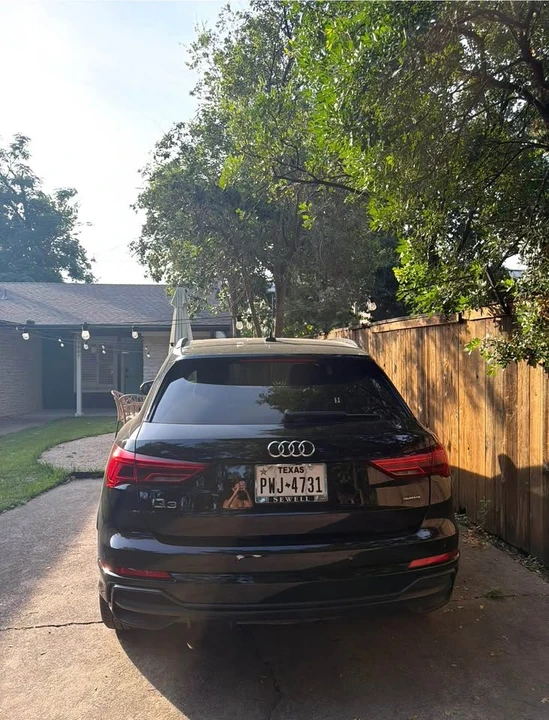 2021 Audi F3 Q3 - Image 2 of 9