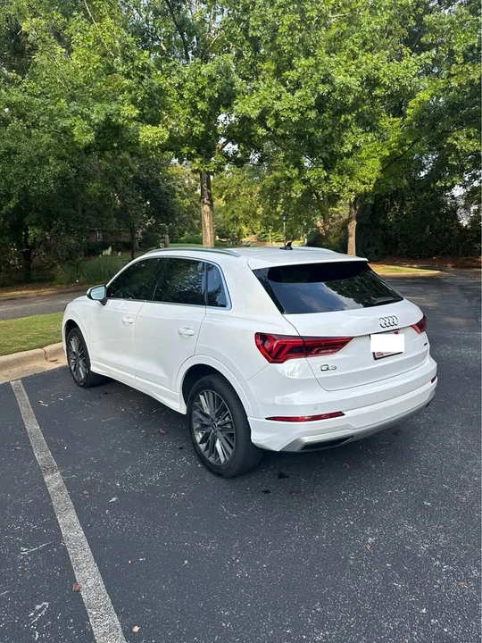 2021 Audi F3 Q3 - Image 3 of 17