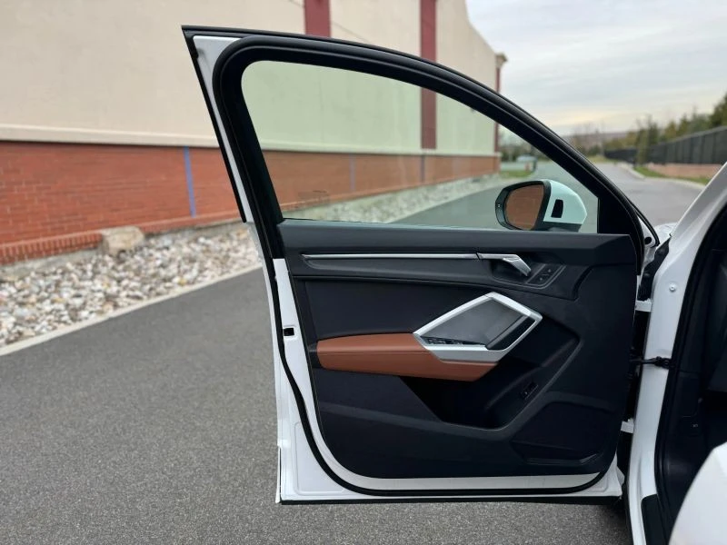 2021 Audi F3 Q3 - Image 12 of 12