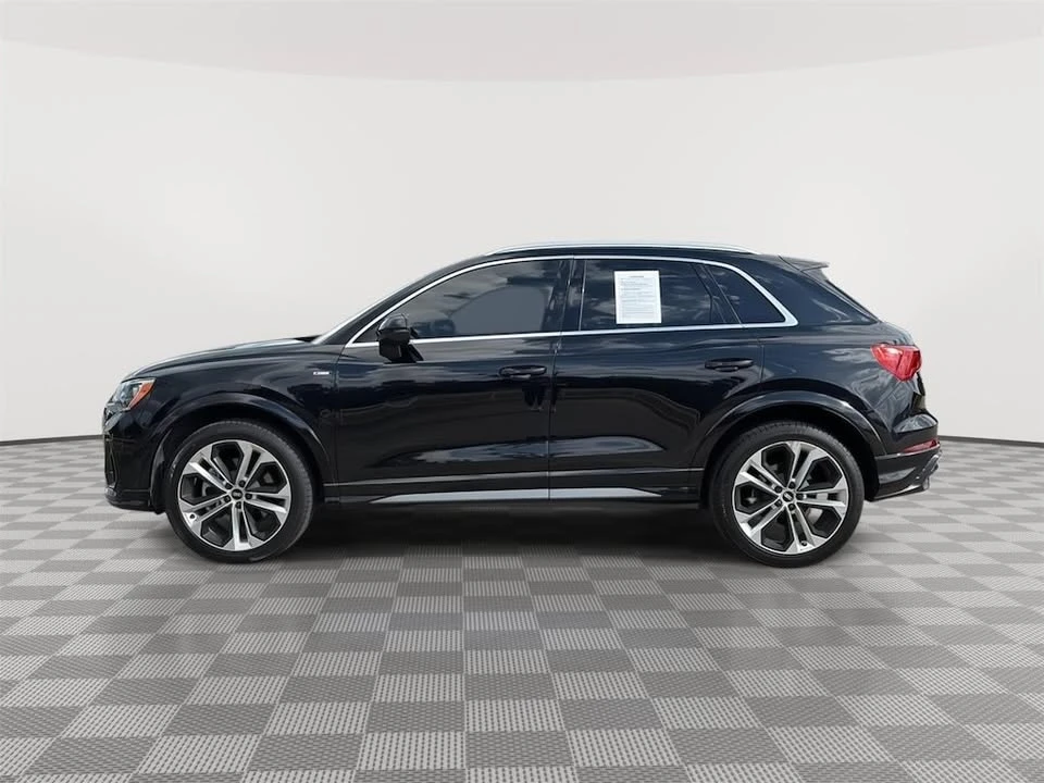 2021 Audi F3 Q3 - Image 2 of 13
