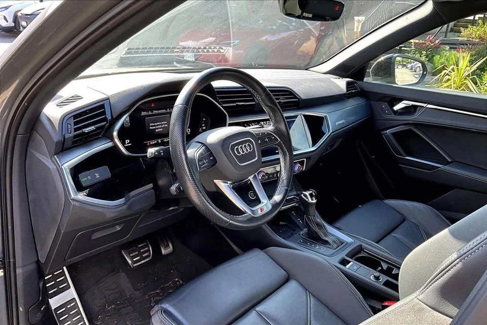 2021 Audi F3 Q3 - Image 4 of 4