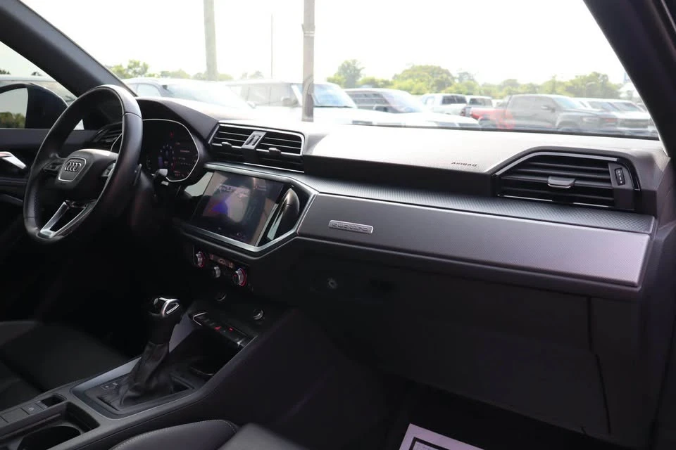 2021 Audi F3 Q3 - Image 16 of 19