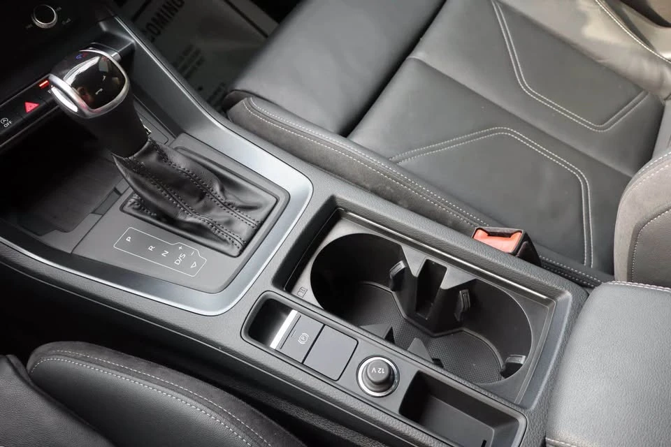2021 Audi F3 Q3 - Image 11 of 19