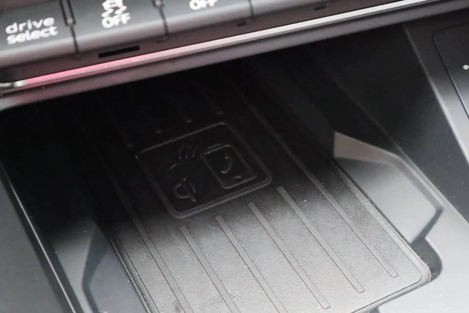 2021 Audi F3 Q3 - Image 10 of 19