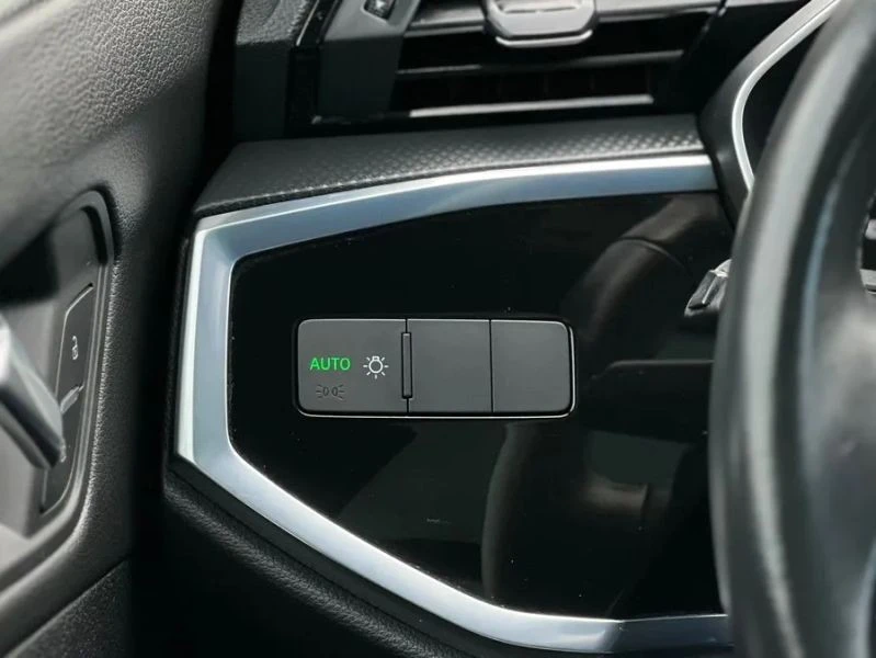 2021 Audi F3 Q3 - Image 11 of 12