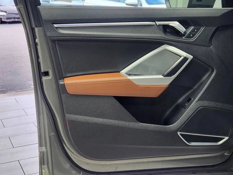 2021 Audi F3 Q3 - Image 10 of 12