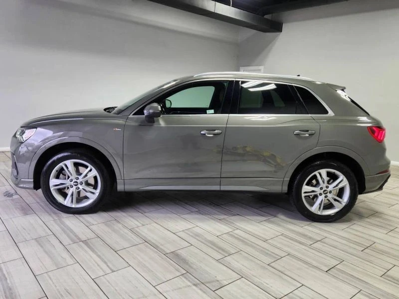 2021 Audi F3 Q3 - Image 2 of 12