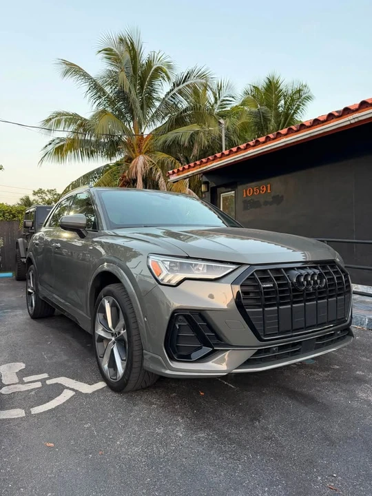 2021 Audi F3 Q3 - Image 2 of 6
