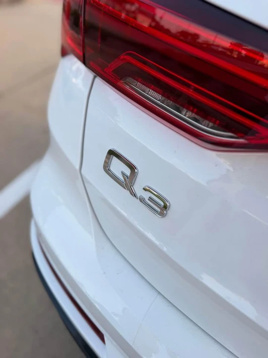 2021 Audi F3 Q3 - Image 2 of 17