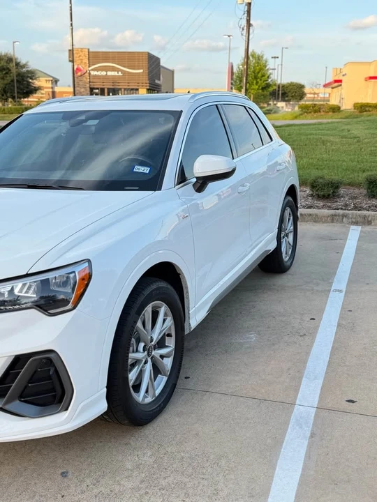 2021 Audi F3 Q3 - Image 3 of 17