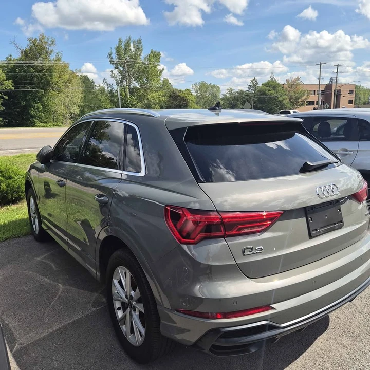 2021 Audi F3 Q3 - Image 3 of 13