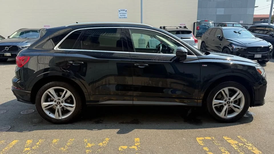 2021 Audi F3 Q3 - Image 8 of 17