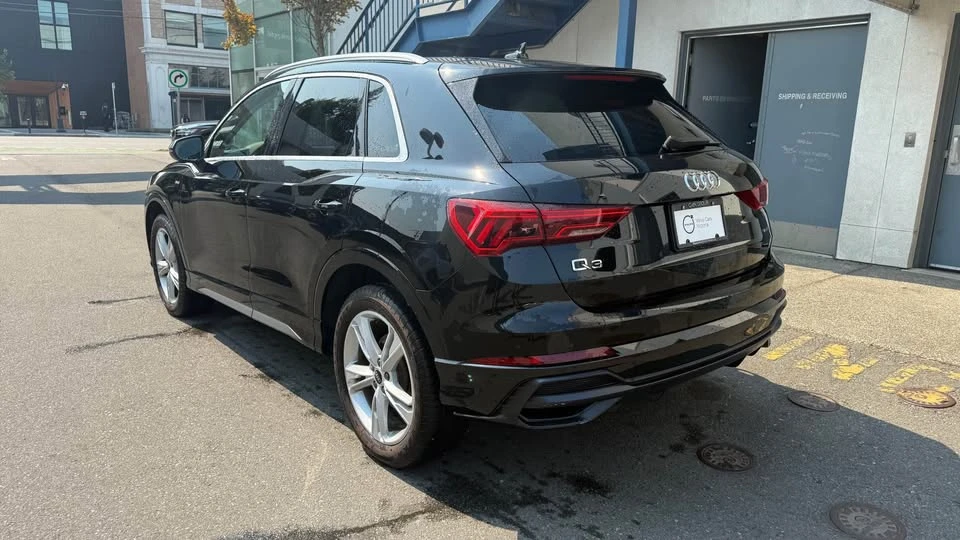 2021 Audi F3 Q3 - Image 4 of 17