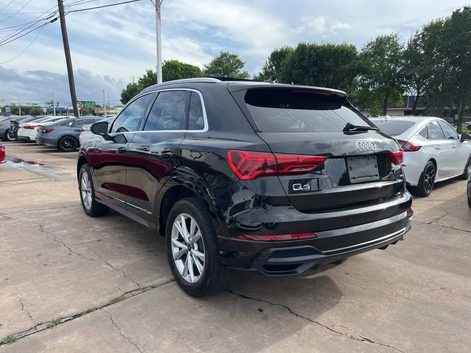 2021 Audi F3 Q3 - Image 3 of 12
