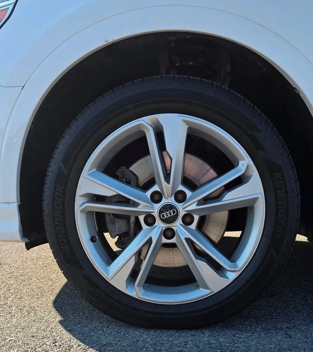 2021 Audi F3 Q3 - Image 3 of 19