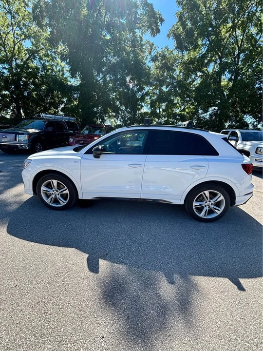 2021 Audi F3 Q3 - Image 3 of 19