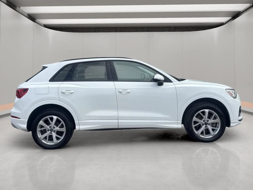 2021 Audi F3 Q3 - Image 3 of 14
