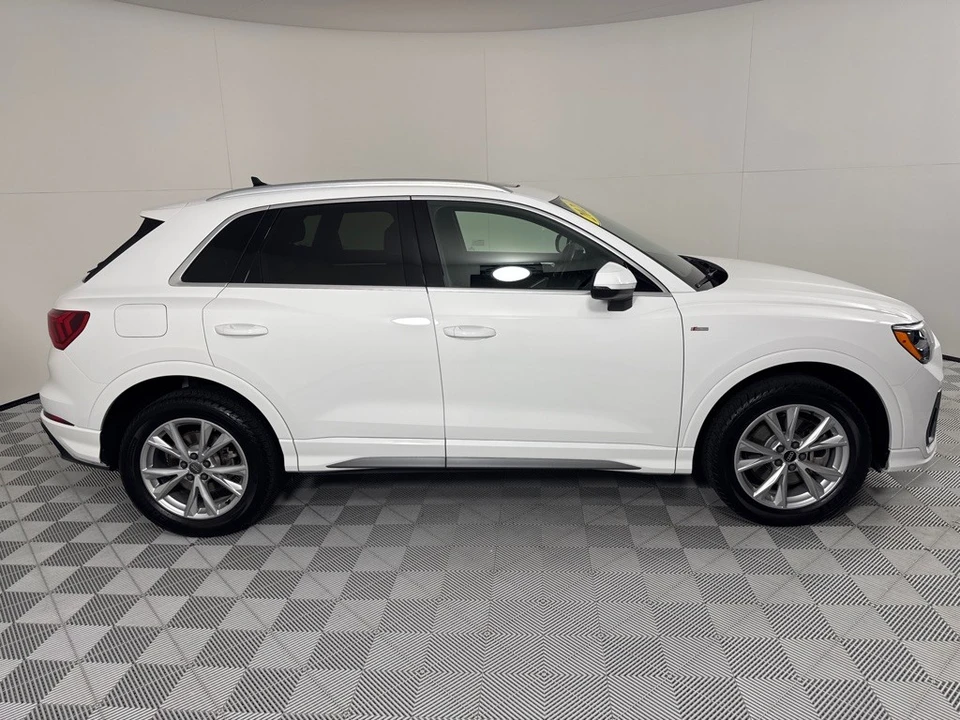 2021 Audi F3 Q3 - Image 4 of 12
