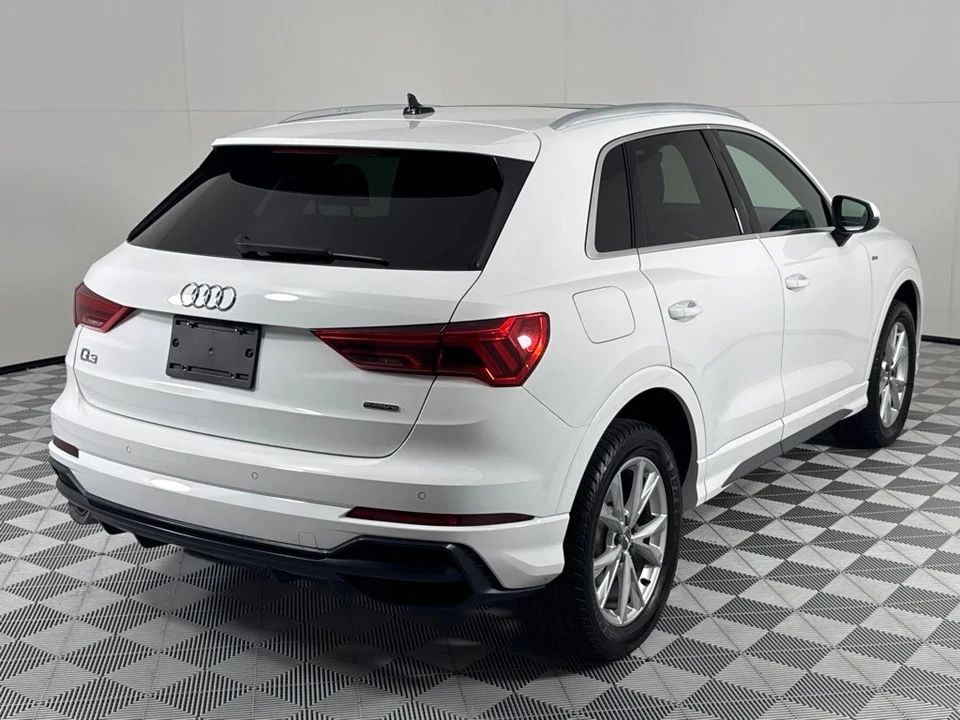 2021 Audi F3 Q3 - Image 5 of 12