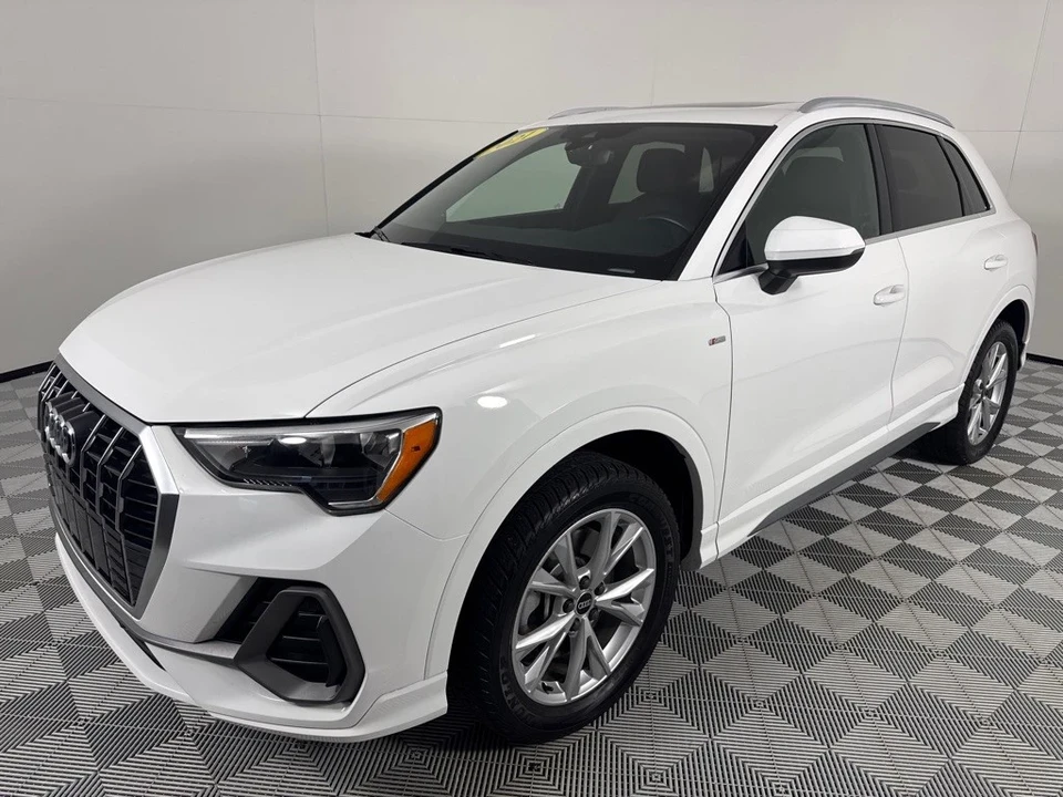 2021 Audi F3 Q3 - Image 10 of 12