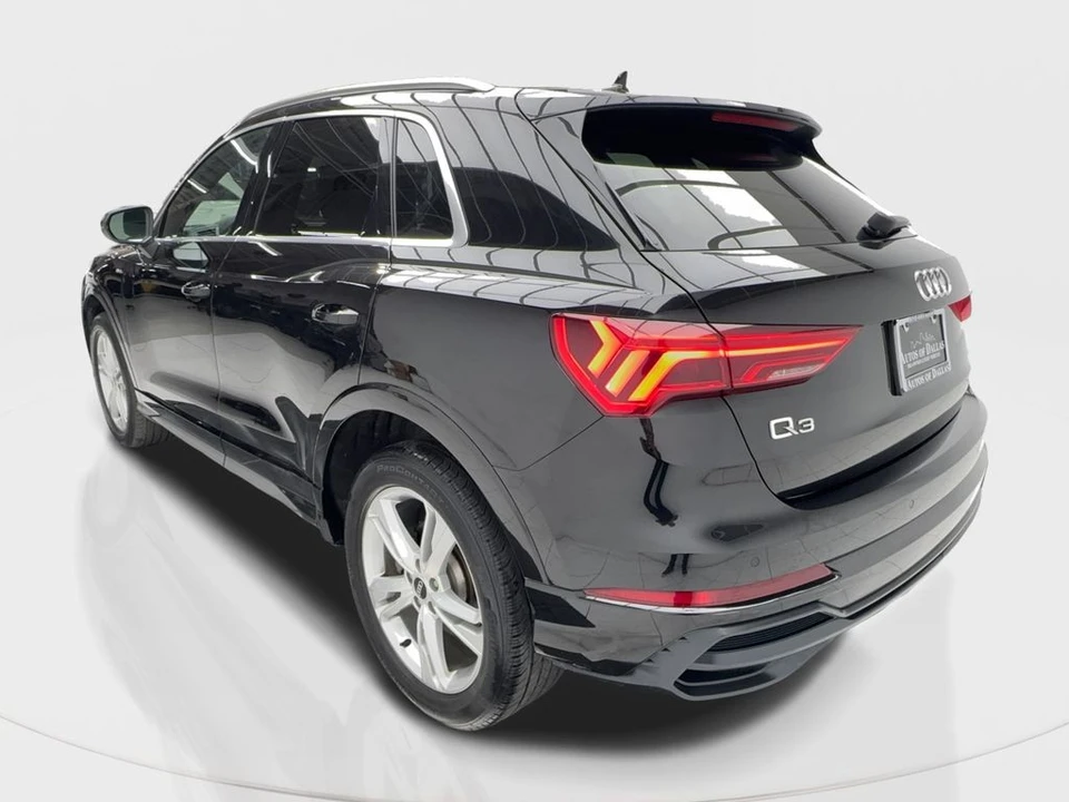 2021 Audi F3 Q3 - Image 10 of 12