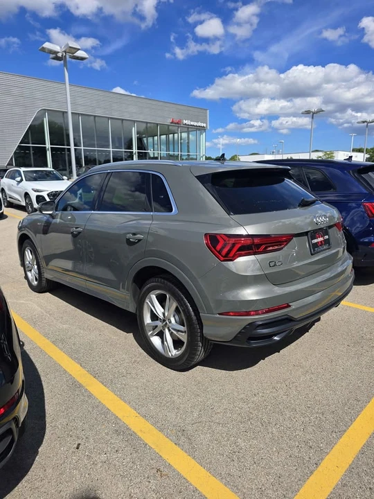 2021 Audi F3 Q3 - Image 4 of 13