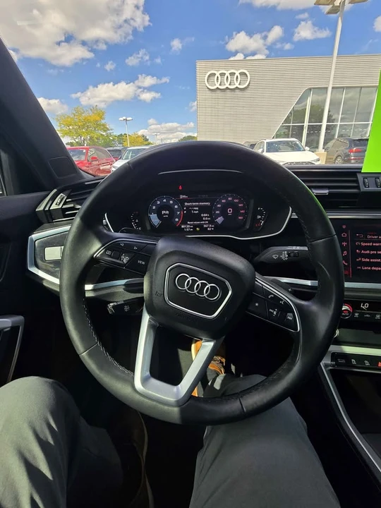 2021 Audi F3 Q3 - Image 12 of 13
