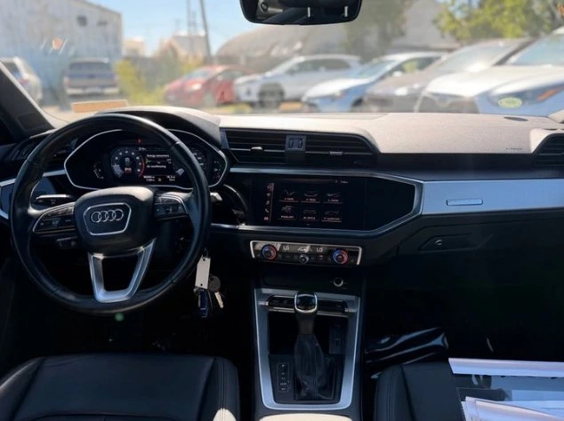 2021 Audi F3 Q3 - Image 9 of 10
