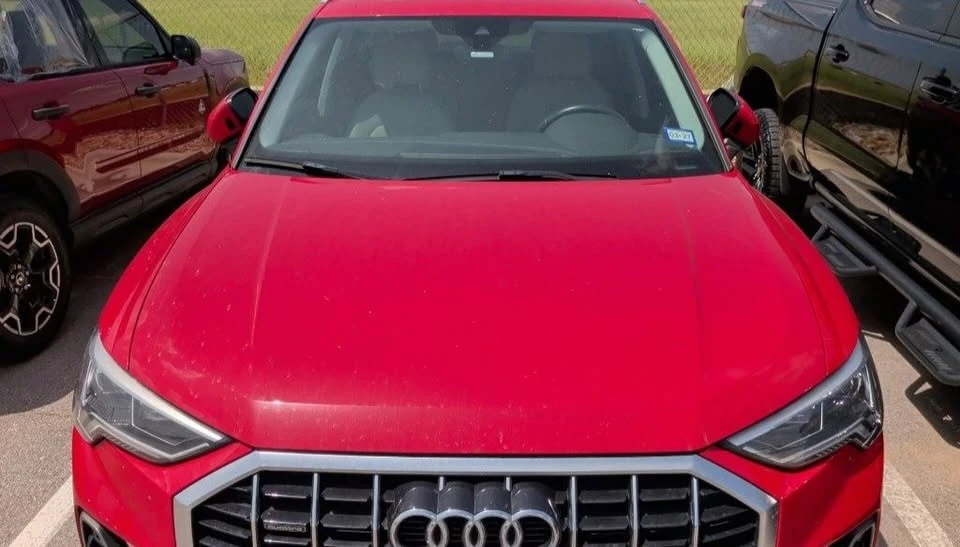 2021 Audi F3 Q3 - Image 2 of 12