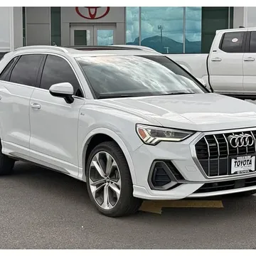 2021 Audi Q3 Premium Plus Quattro