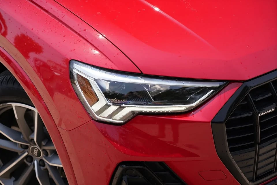 2021 Audi F3 Q3 - Image 2 of 20