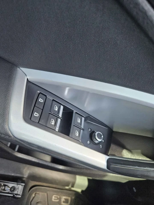 2021 Audi F3 Q3 - Image 8 of 13