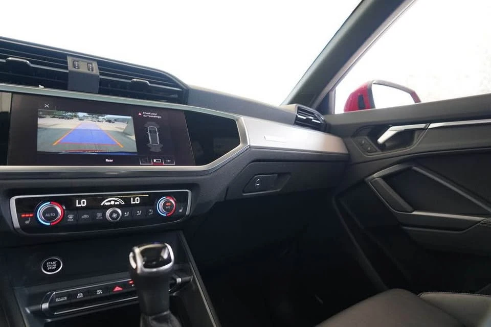 2021 Audi F3 Q3 - Image 8 of 12