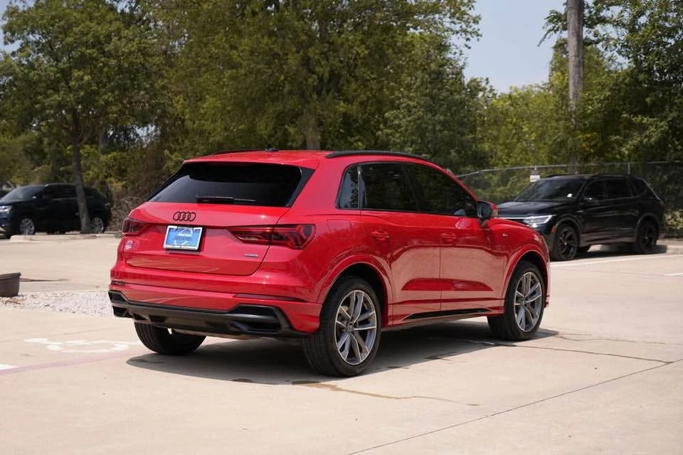 2021 Audi F3 Q3 - Image 3 of 12