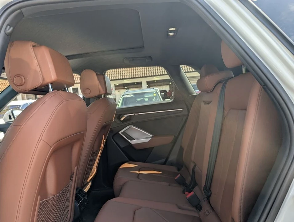 2021 Audi F3 Q3 - Image 12 of 21