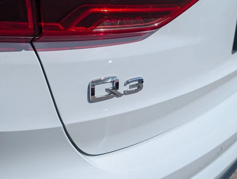 2021 Audi F3 Q3 - Image 14 of 21